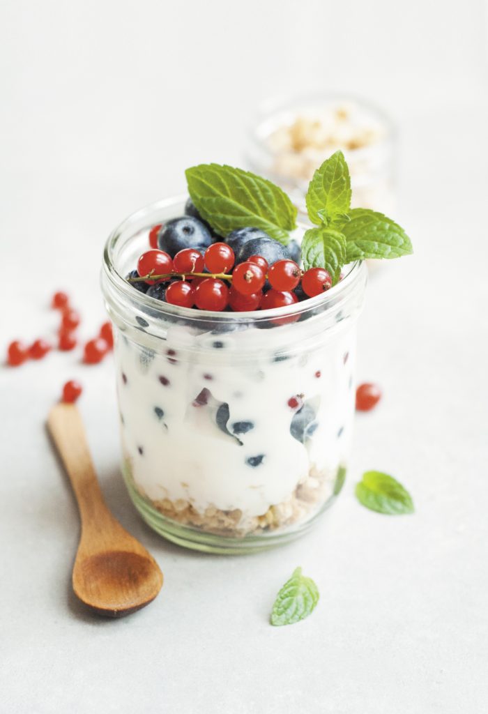 heathly sugars in yoghurt and fruit